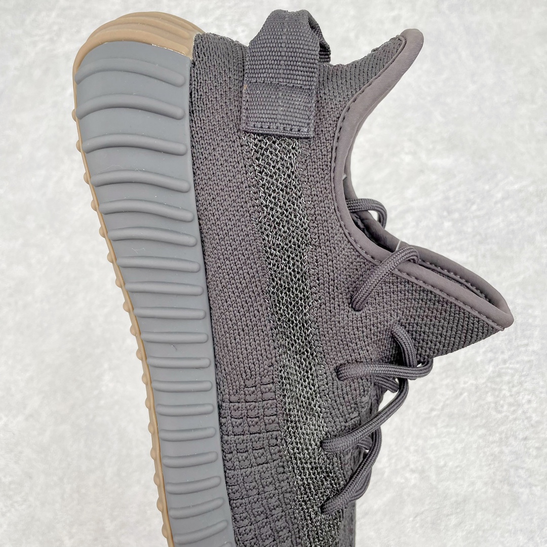 图片[6]-💰200 ＃K版纯原 巴斯夫福利‼Yeezy Boost 350 V2 黑生胶满天星 货号：FY4176 市面中端最王炸版本 lw同源配套打造 全套原楦 原纸版 原鞋开模完美打造 采用辰元飞织鱼丝网原厂面 非进口机台 大底原厂半透明RB巴斯夫满钉大底  原厂东莞百宏3M反光鞋带 质感一致 原厂鑫成新粉原鞋垫 LOGO胶浆印花 钛金针与高士马克线针车精工打造 一切遵循原厂指令单采购同源原材 采购全套原厂进口材料 原纸版 原楦头 一切同源公司 大几率过验 混卖无压力‼️SIZE：36 36.5 37 38 38.5 39 40 40.5 41 42 42.5 43 44 44.5 45 46 47 编码：Mby2936070-运动鞋