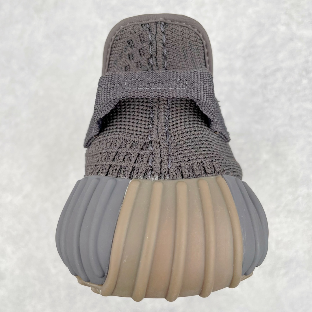 图片[8]-💰200 ＃K版纯原 巴斯夫福利‼Yeezy Boost 350 V2 黑生胶 货号：FY2903 市面中端最王炸版本 lw同源配套打造 全套原楦 原纸版 原鞋开模完美打造 采用辰元飞织鱼丝网原厂面 非进口机台 大底原厂半透明RB巴斯夫满钉大底  原厂东莞百宏3M反光鞋带 质感一致 原厂鑫成新粉原鞋垫 LOGO胶浆印花 钛金针与高士马克线针车精工打造 一切遵循原厂指令单采购同源原材 采购全套原厂进口材料 原纸版 原楦头 一切同源公司 大几率过验 混卖无压力‼️SIZE：36 36.5 37 38 38.5 39 40 40.5 41 42 42.5 43 44 44.5 45 46 47 编码：Mby2936070-运动鞋