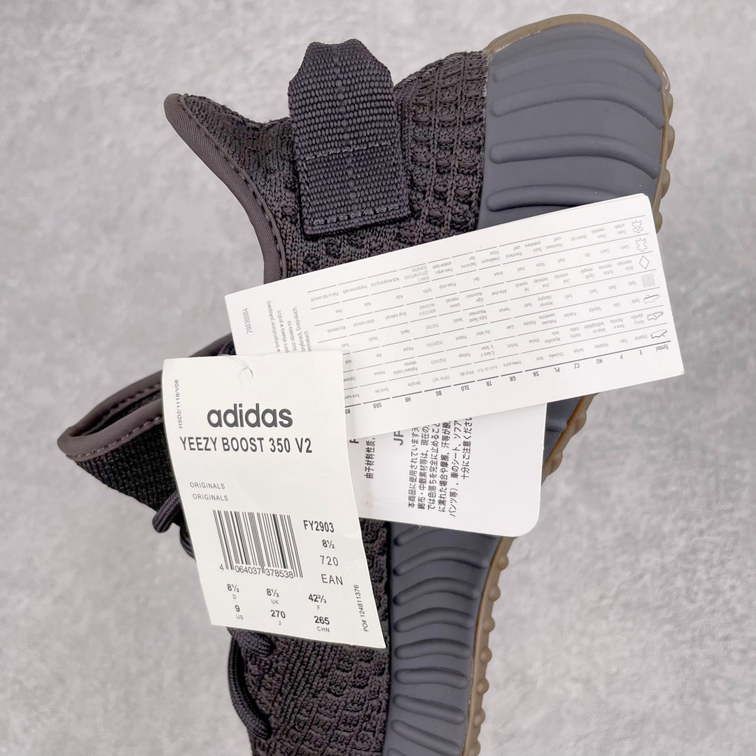 图片[7]-💰200 ＃K版纯原 巴斯夫福利‼Yeezy Boost 350 V2 黑生胶 货号：FY2903 市面中端最王炸版本 lw同源配套打造 全套原楦 原纸版 原鞋开模完美打造 采用辰元飞织鱼丝网原厂面 非进口机台 大底原厂半透明RB巴斯夫满钉大底  原厂东莞百宏3M反光鞋带 质感一致 原厂鑫成新粉原鞋垫 LOGO胶浆印花 钛金针与高士马克线针车精工打造 一切遵循原厂指令单采购同源原材 采购全套原厂进口材料 原纸版 原楦头 一切同源公司 大几率过验 混卖无压力‼️SIZE：36 36.5 37 38 38.5 39 40 40.5 41 42 42.5 43 44 44.5 45 46 47 编码：Mby2936070-运动鞋