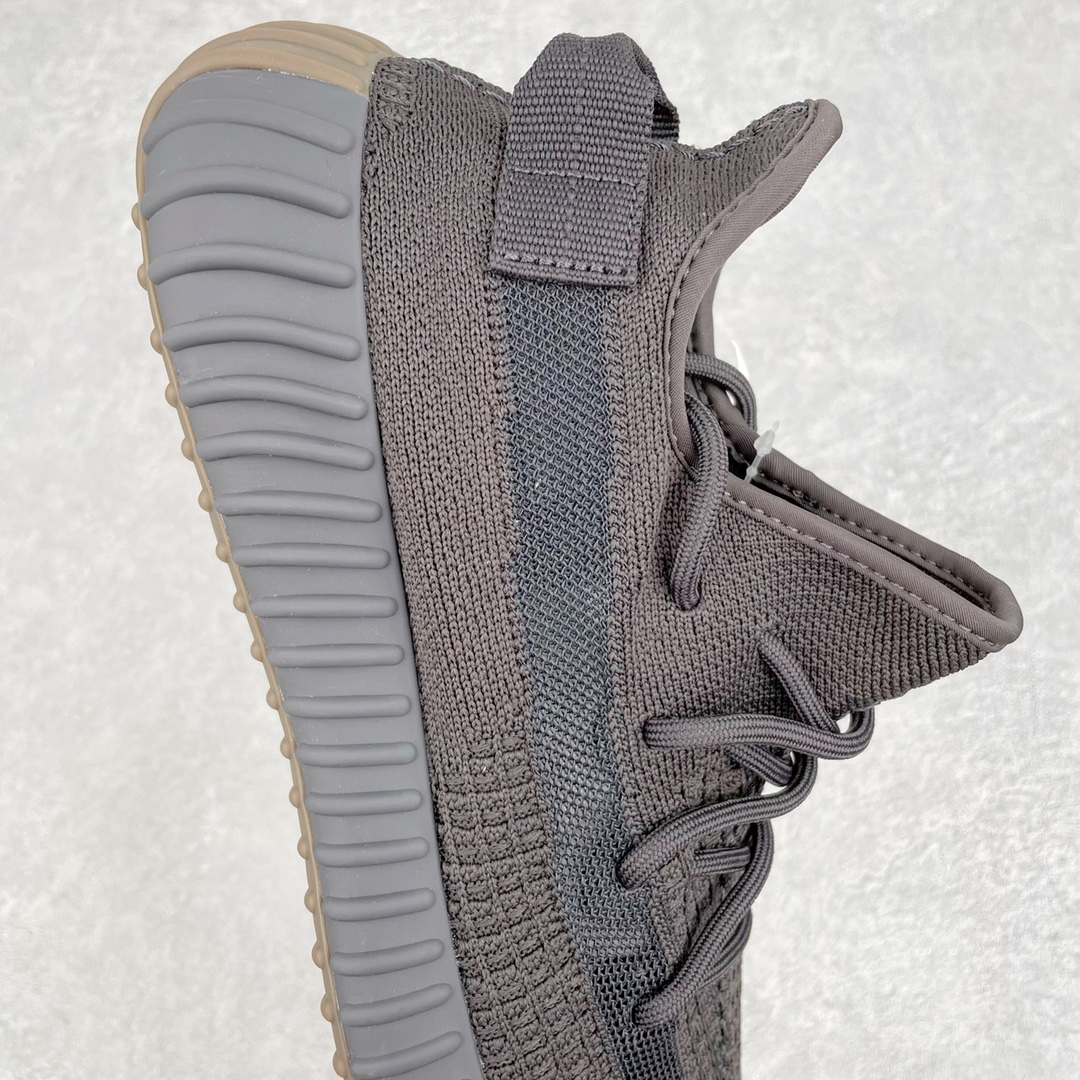 图片[6]-💰200 ＃K版纯原 巴斯夫福利‼Yeezy Boost 350 V2 黑生胶 货号：FY2903 市面中端最王炸版本 lw同源配套打造 全套原楦 原纸版 原鞋开模完美打造 采用辰元飞织鱼丝网原厂面 非进口机台 大底原厂半透明RB巴斯夫满钉大底  原厂东莞百宏3M反光鞋带 质感一致 原厂鑫成新粉原鞋垫 LOGO胶浆印花 钛金针与高士马克线针车精工打造 一切遵循原厂指令单采购同源原材 采购全套原厂进口材料 原纸版 原楦头 一切同源公司 大几率过验 混卖无压力‼️SIZE：36 36.5 37 38 38.5 39 40 40.5 41 42 42.5 43 44 44.5 45 46 47 编码：Mby2936070-运动鞋