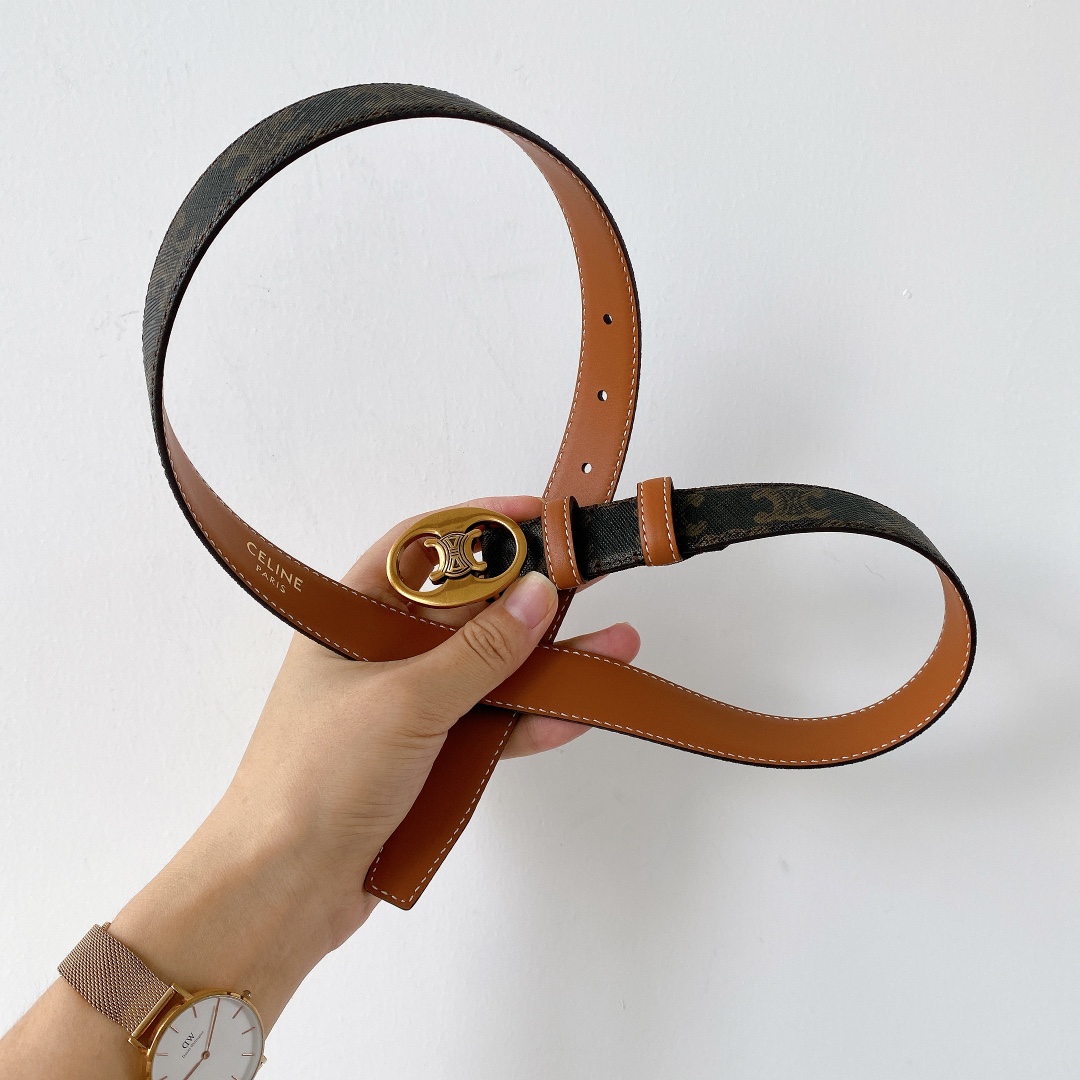 céline.赛琳新品复古黄铜古金扣