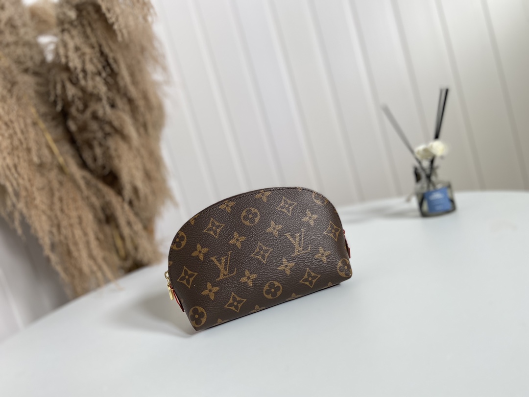 Louis Vuitton Cosmetic Bags Gold Monogram Canvas Fabric M47515