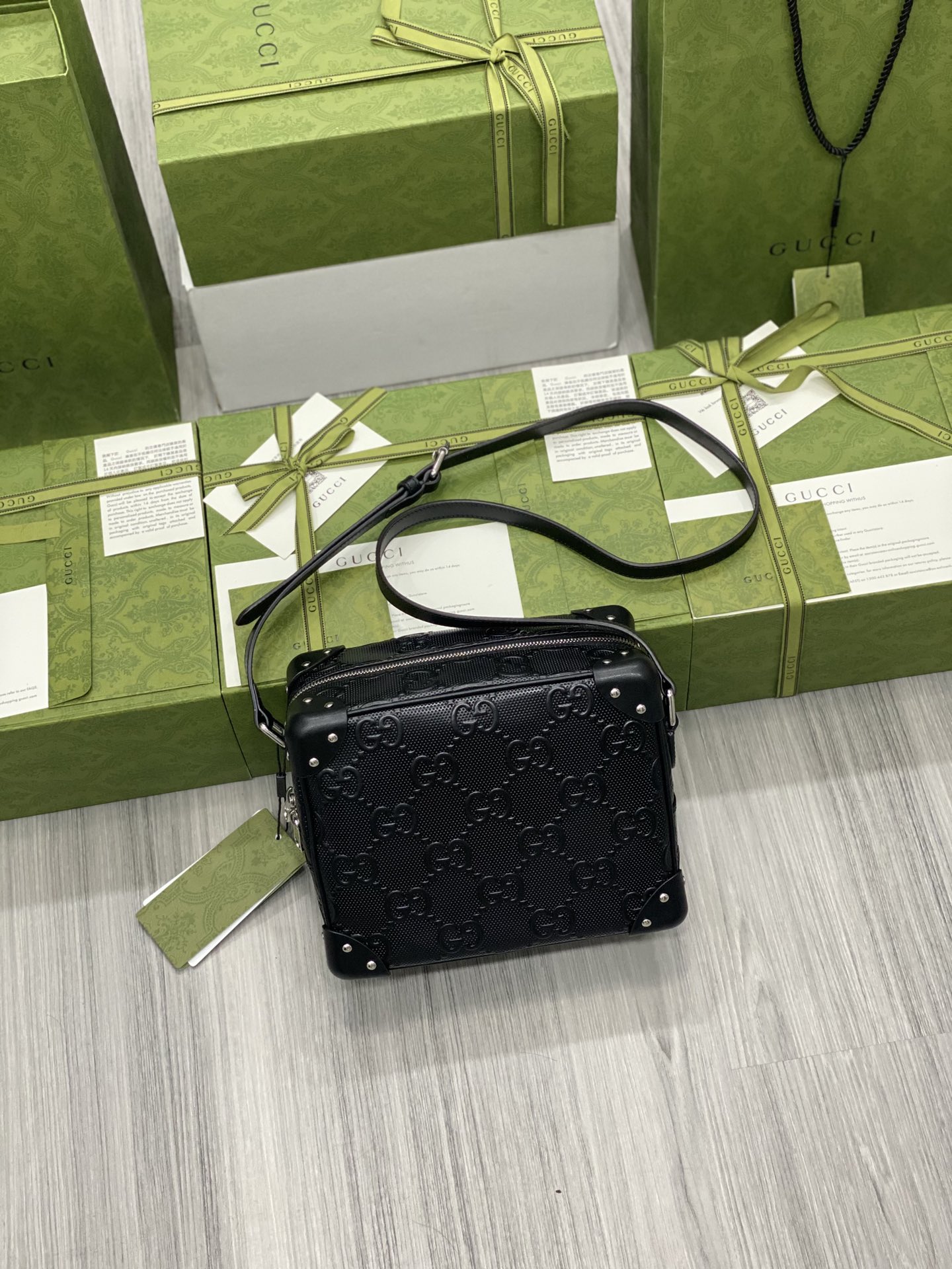 GUCCI Квадратная сумка на плечо GG искусственный холст кожаные углы молния металлические ножки