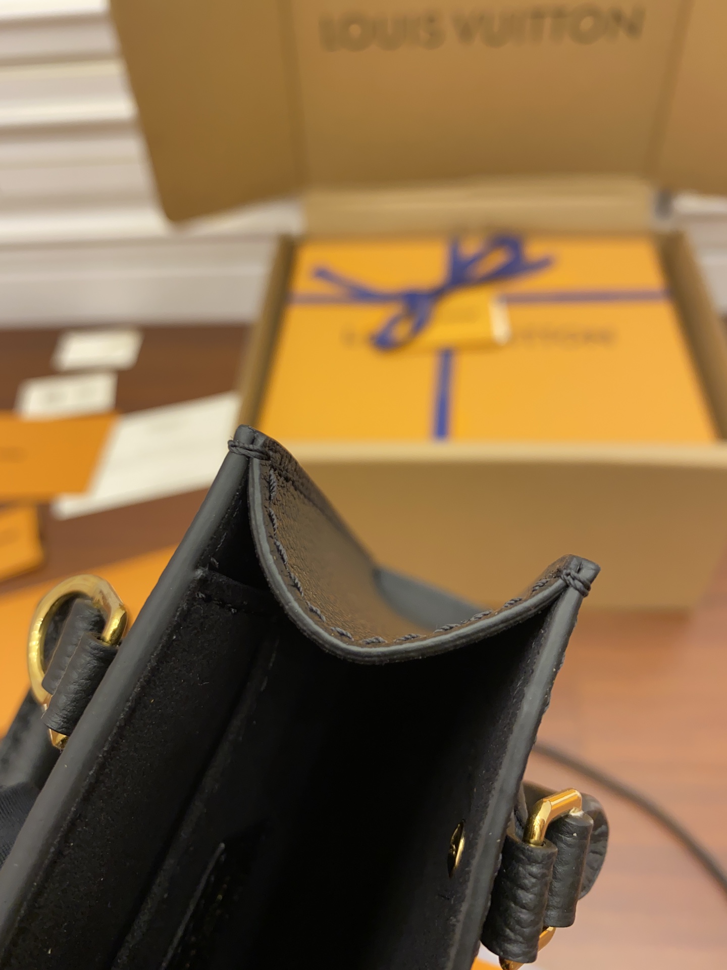 Louis Vuitton LV Petit Sac Plat托特包 M57937