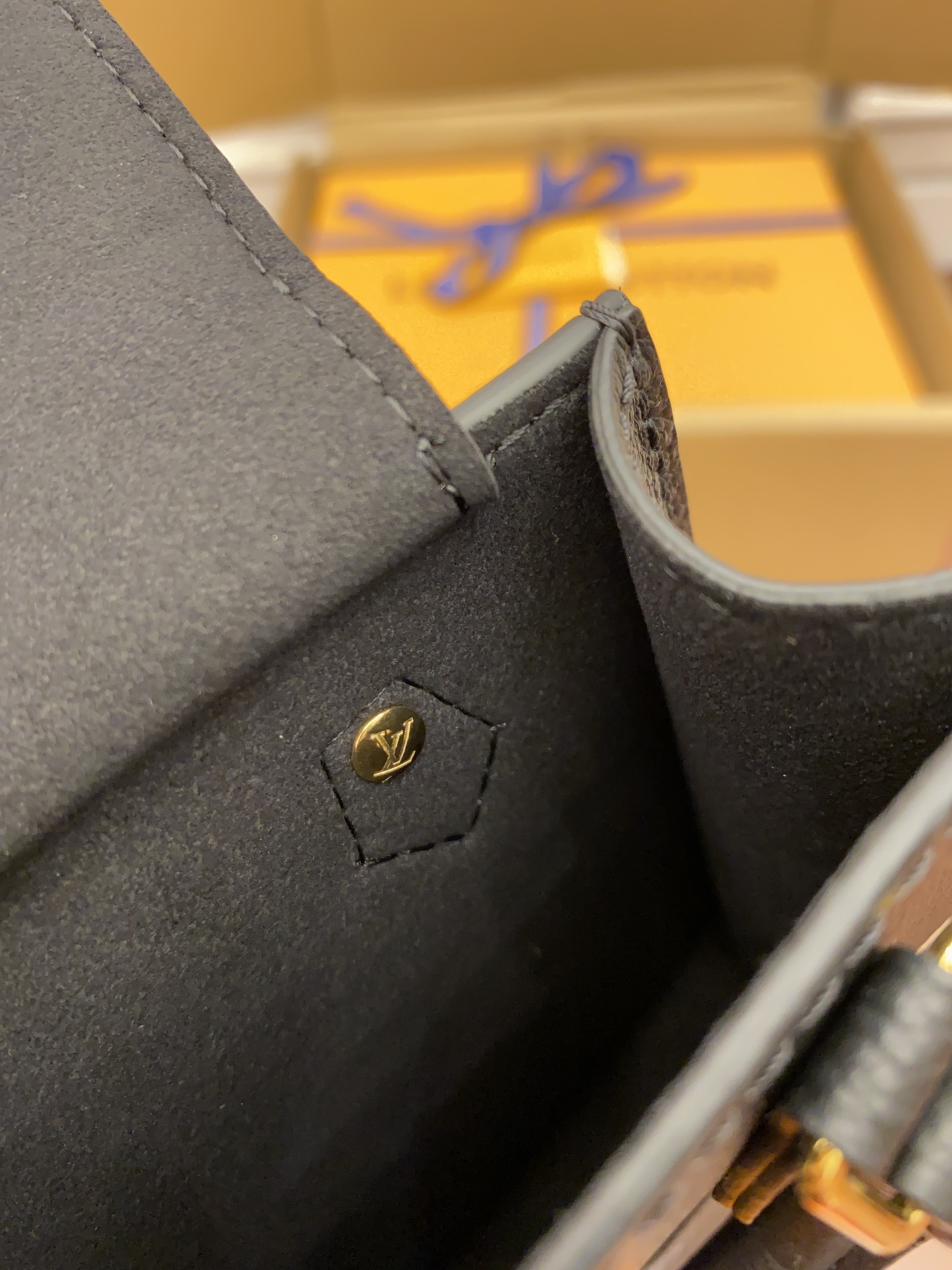 Louis Vuitton LV Petit Sac Plat托特包 M57937