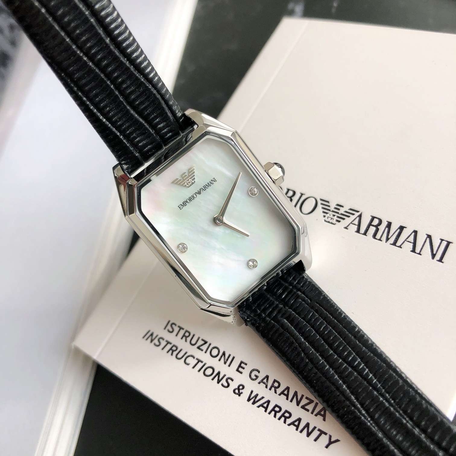 Часы Armani