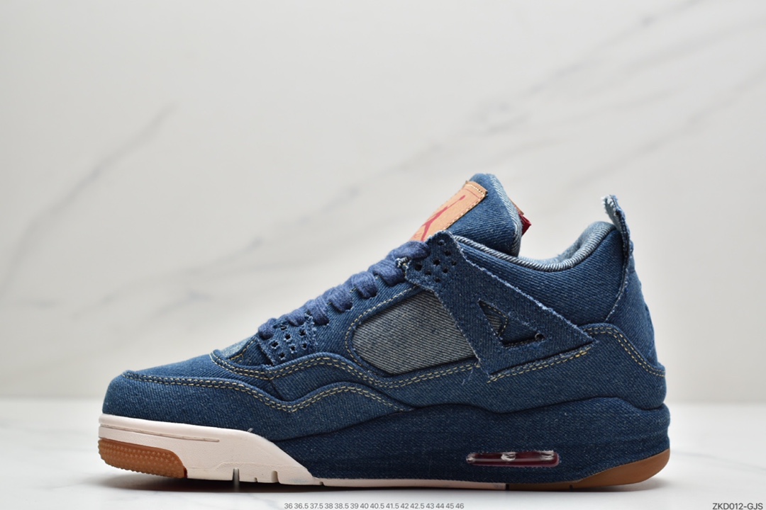 270 Levi’s x Air Jordan 4 ”Black Denim” 篮球鞋  AO2571-401