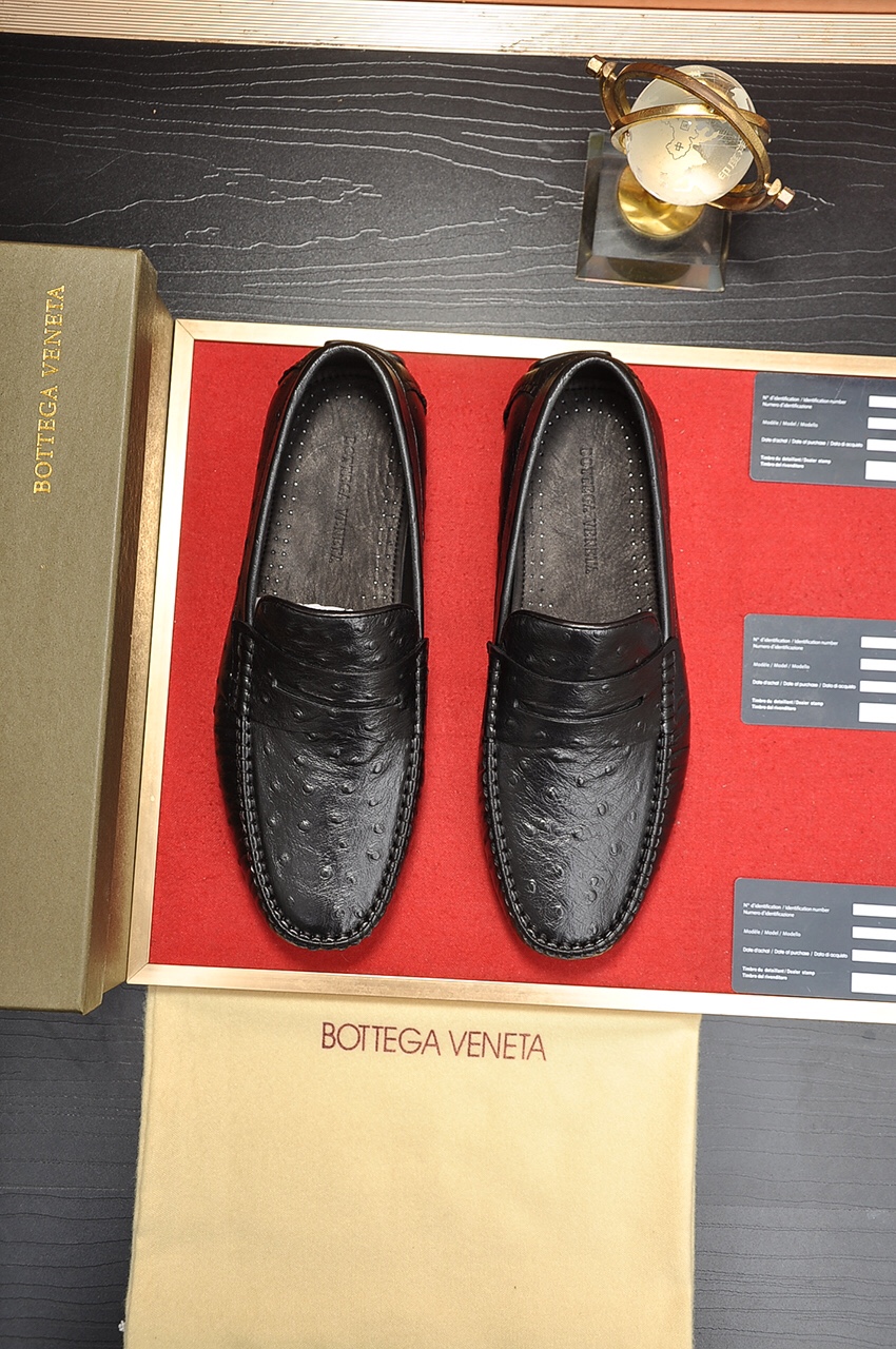 Bottega Veneta Men's Black Leather Loafers - Luxurious & Comfortable 1 Bottega Veneta Men's Black Leather Loafers - Luxurious & Comfortable