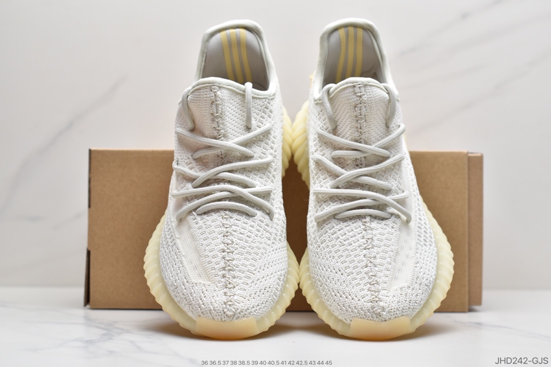 190 联乘侃爷Kanye West x Adidas Yeezy Boost 350 V2”Light”百搭轻便爆米花中底休闲运动慢跑鞋GY3438
