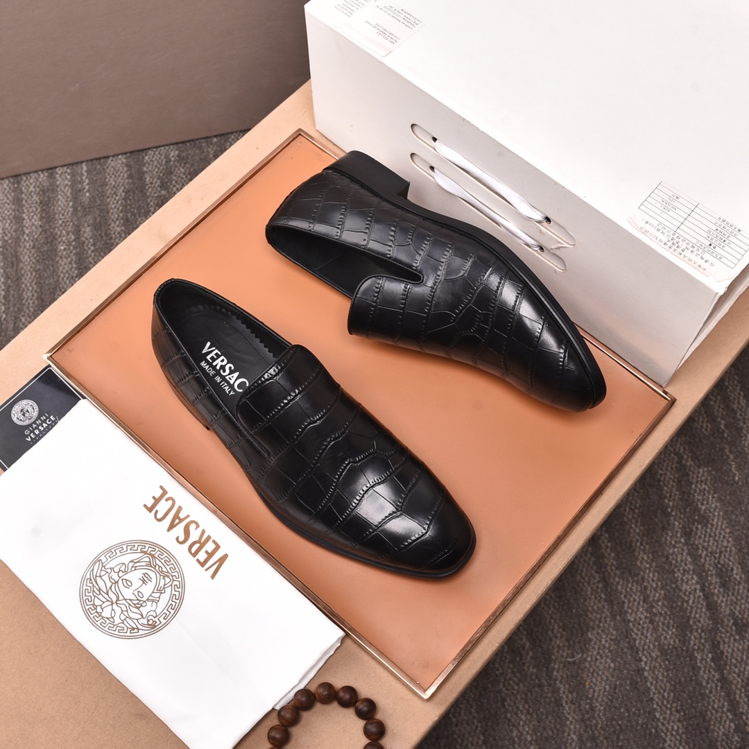 Versace Style Leather Men's Shoes Lookbook Reference image 2