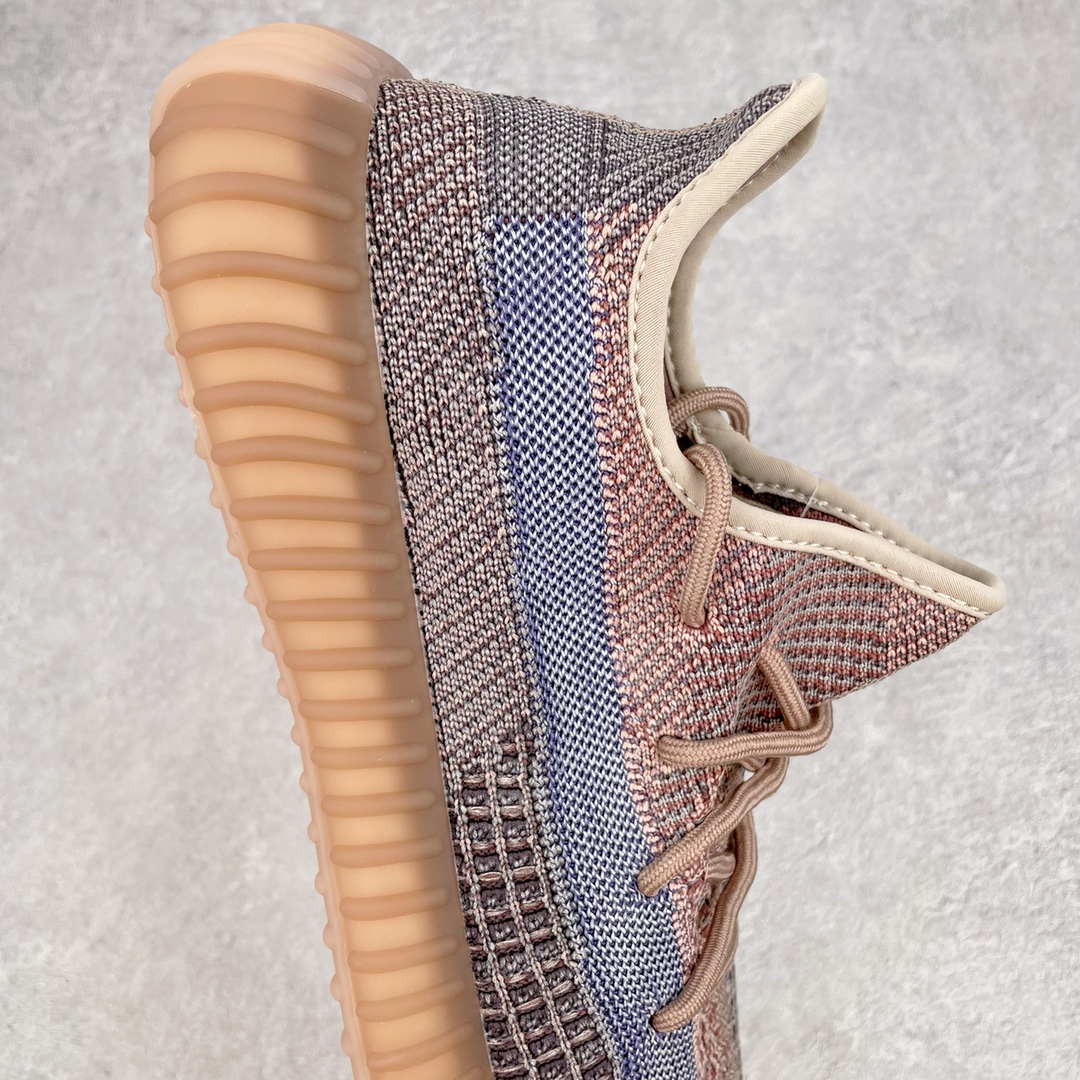 图片[6]-💰300 ＃K版纯原 巴斯夫福利‼Yeezy Boost 350 V2 水洗棕蓝 货号：H02795 市面中端最王炸版本 lw同源配套打造 全套原楦 原纸版 原鞋开模完美打造 采用辰元飞织鱼丝网原厂面 非进口机台 大底原厂半透明RB巴斯夫满钉大底  原厂东莞百宏3M反光鞋带 质感一致 原厂鑫成新粉原鞋垫 LOGO胶浆印花 钛金针与高士马克线针车精工打造 一切遵循原厂指令单采购同源原材 采购全套原厂进口材料 原纸版 原楦头 一切同源公司 大几率过验 混卖无压力‼️SIZE：36 36.5 37 38 38.5 39 40 40.5 41 42 42.5 43 44 44.5 45 46 47 编码：Mby3936070-运动鞋