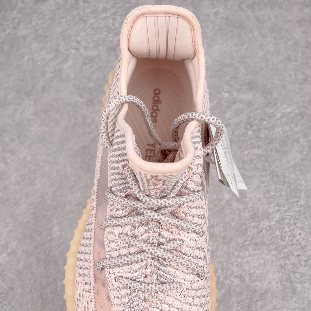 图片[5]-💰200 ＃K版纯原 巴斯夫福利‼Yeezy Boost 350 V2 银粉天使 货号：FV5578 市面中端最王炸版本 lw同源配套打造 全套原楦 原纸版 原鞋开模完美打造 采用辰元飞织鱼丝网原厂面 非进口机台 大底原厂半透明RB巴斯夫满钉大底  原厂东莞百宏3M反光鞋带 质感一致 原厂鑫成新粉原鞋垫 LOGO胶浆印花 钛金针与高士马克线针车精工打造 一切遵循原厂指令单采购同源原材 采购全套原厂进口材料 原纸版 原楦头 一切同源公司 大几率过验 混卖无压力‼️SIZE：36 36.5 37 38 38.5 39 40 40.5 41 42 42.5 43 44 44.5 45 46 47 编码：Mby2936070-运动鞋