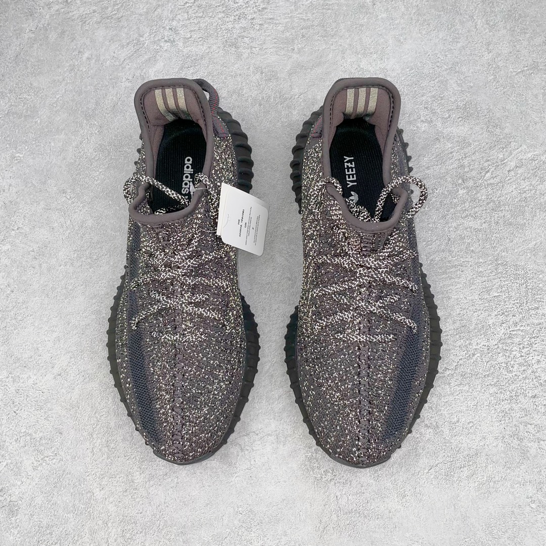 图片[2]-💰200 ＃K版纯原 巴斯夫福利‼Yeezy Boost 350 V2 黑满天星 货号：FU9007 市面中端最王炸版本 lw同源配套打造 全套原楦 原纸版 原鞋开模完美打造 采用辰元飞织鱼丝网原厂面 非进口机台 大底原厂半透明RB巴斯夫满钉大底  原厂东莞百宏3M反光鞋带 质感一致 原厂鑫成新粉原鞋垫 LOGO胶浆印花 钛金针与高士马克线针车精工打造 一切遵循原厂指令单采购同源原材 采购全套原厂进口材料 原纸版 原楦头 一切同源公司 大几率过验 混卖无压力‼️SIZE：36 36.5 37 38 38.5 39 40 40.5 41 42 42.5 43 44 44.5 45 46 47 编码：Mby2936070-运动鞋