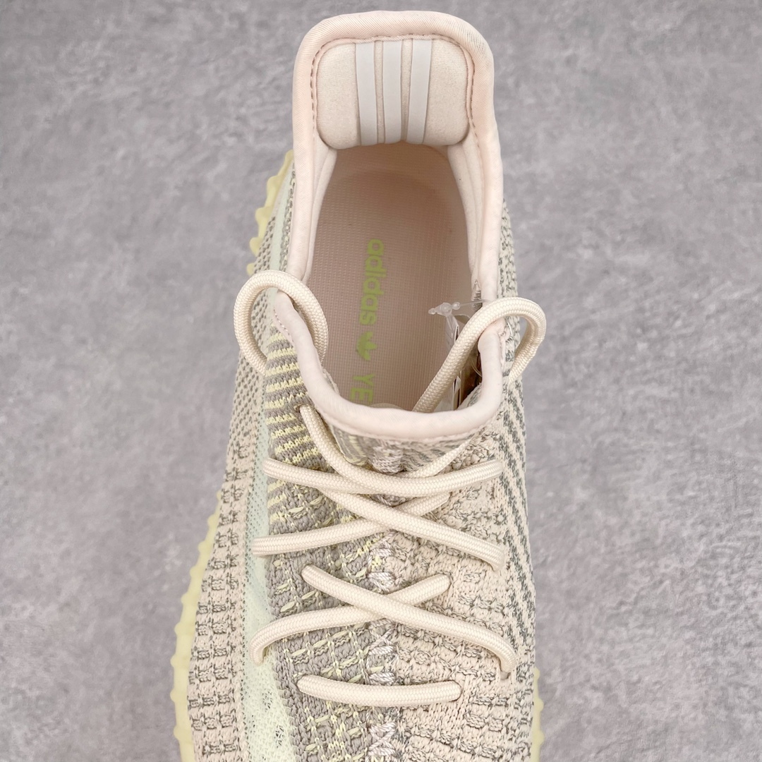 图片[5]-💰200 ＃K版纯原 巴斯夫福利‼Yeezy Boost 350 V2 拼接满天星 货号：FW5318 市面中端最王炸版本 lw同源配套打造 全套原楦 原纸版 原鞋开模完美打造 采用辰元飞织鱼丝网原厂面 非进口机台 大底原厂半透明RB巴斯夫满钉大底  原厂东莞百宏3M反光鞋带 质感一致 原厂鑫成新粉原鞋垫 LOGO胶浆印花 钛金针与高士马克线针车精工打造 一切遵循原厂指令单采购同源原材 采购全套原厂进口材料 原纸版 原楦头 一切同源公司 大几率过验 混卖无压力‼️SIZE：36 36.5 37 38 38.5 39 40 40.5 41 42 42.5 43 44 44.5 45 46 47 编码：Mby2936070-运动鞋