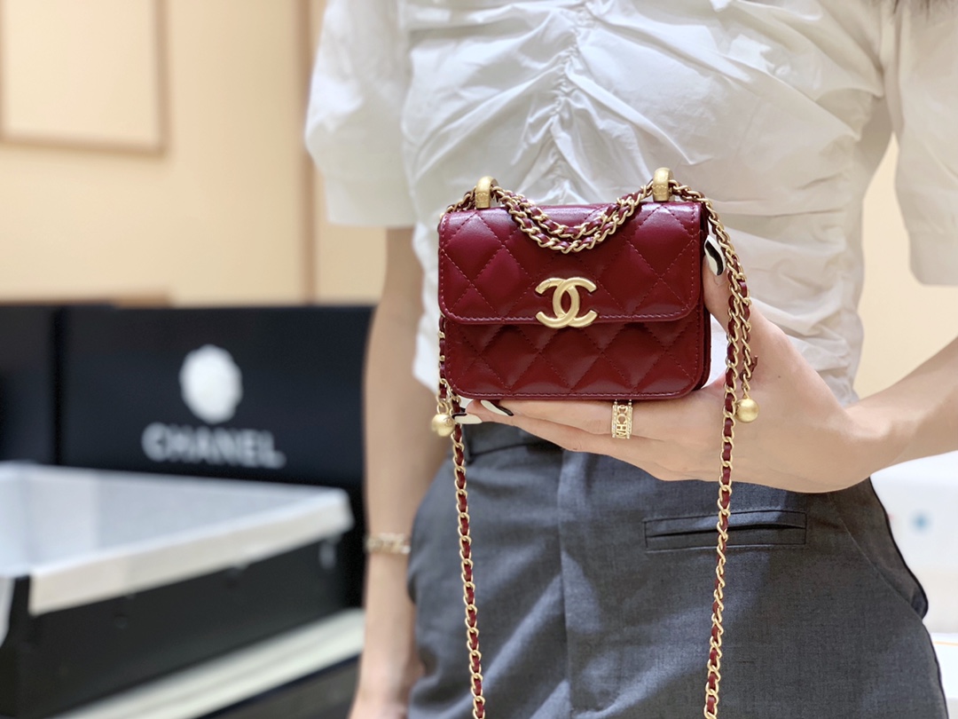 Chanel 2021早秋高级手工坊双金珠系列小方包 AP2290酒红