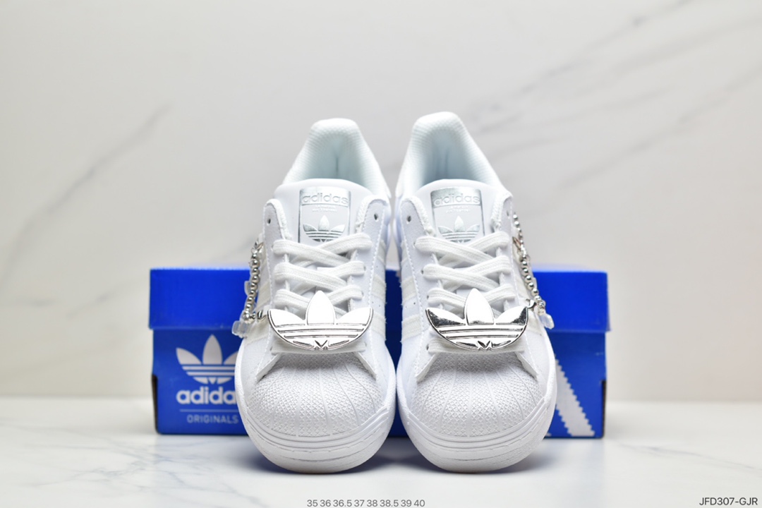 170 Adidas三叶草 Originals Superstar”White/Sliver”贝壳头经典百搭休闲运动板鞋“皮革白银金属挂链”GZ8404