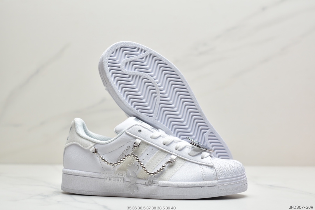 170 Adidas三叶草 Originals Superstar”White/Sliver”贝壳头经典百搭休闲运动板鞋“皮革白银金属挂链”GZ8404