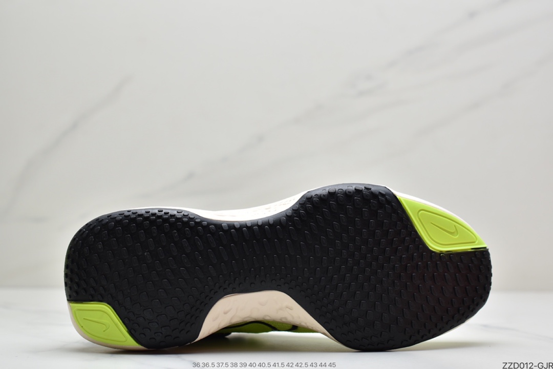 250 Nike ZoomX Invincible Run FK”Black/Red/Mint” CT2228-700