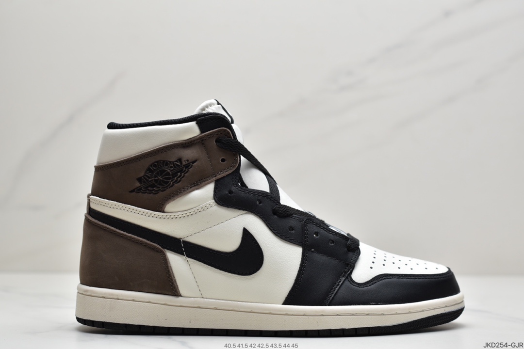 160  乔丹Air Jordan 1 Retro High OGUniversity BlueAJ1代经典复古经典高帮百搭文化篮球鞋 555088-134