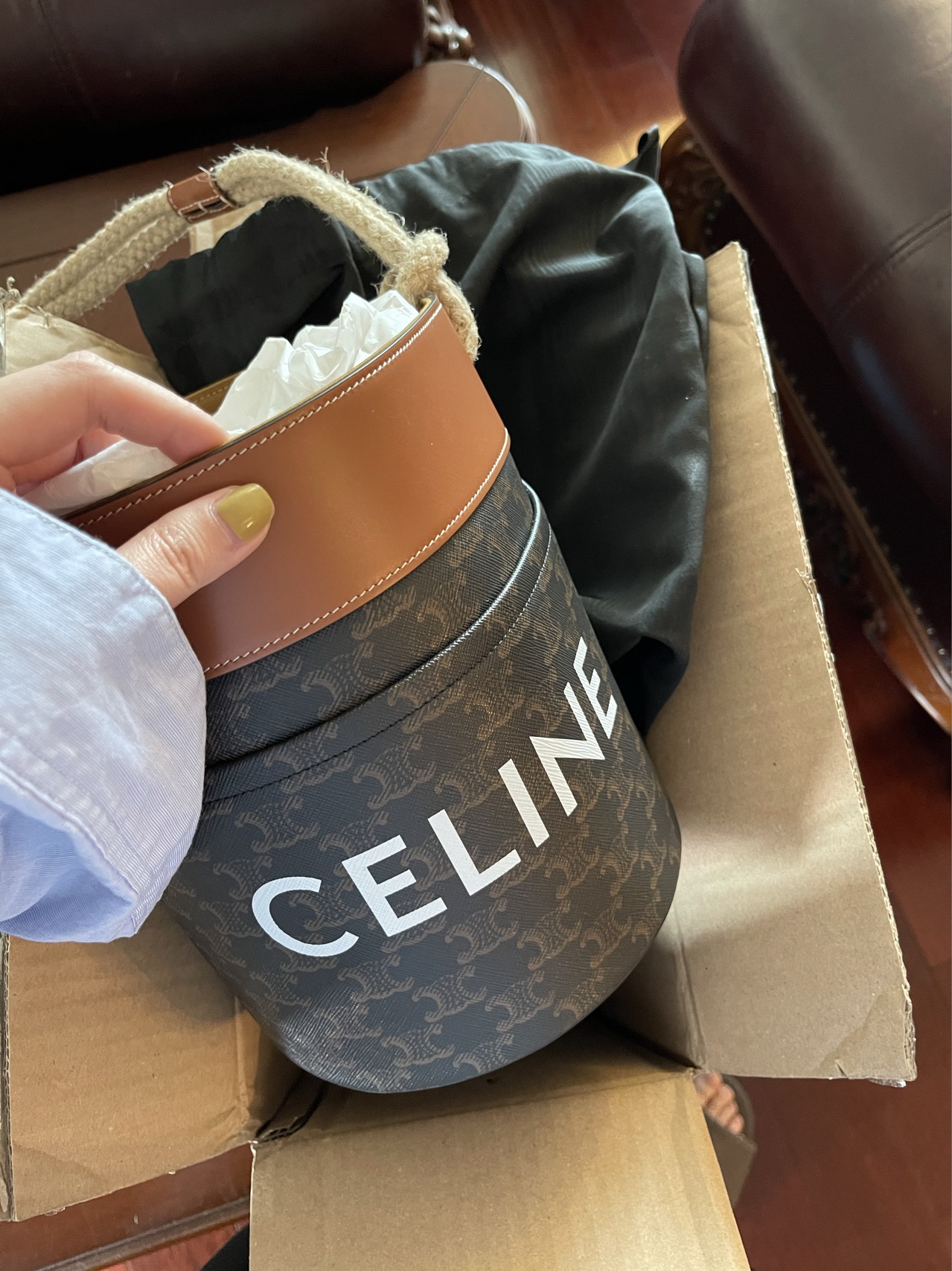 Celine Bucket麻绳水桶包 196272