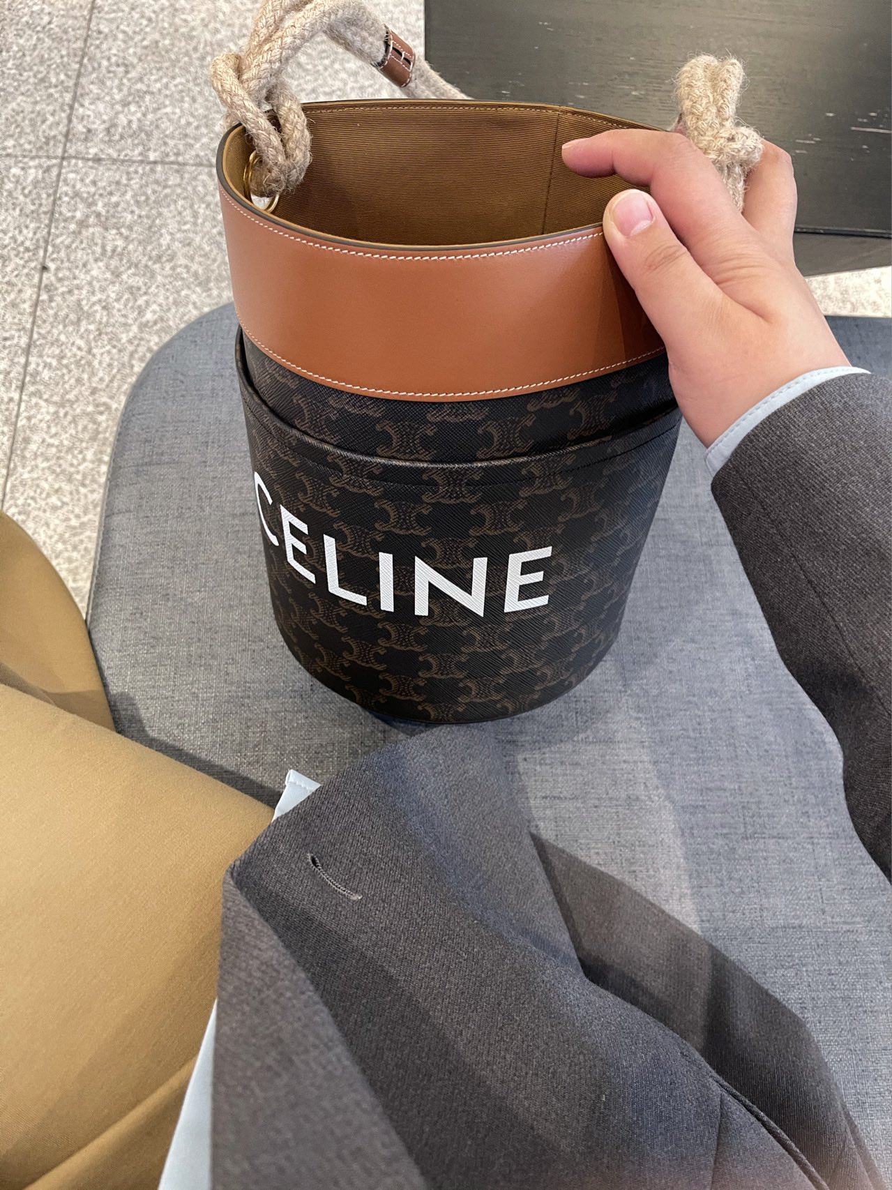Celine Bucket麻绳水桶包 196272