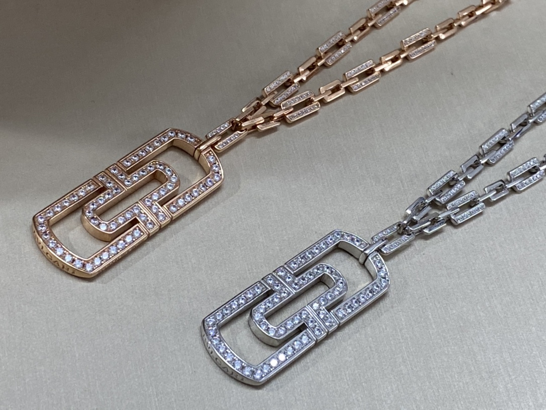 NO:102223,Bv paper clip large couple sterling silver necklace, rose gold also arrived, paper clip long brand necklace, classic versatile style, superb style can be worn by both men and women., Bulgari necklace, bottega veneta, bvlgari, necklace, pure silver19860909Bv回形针大号情侣纯银项链 玫金也到货 回形针长牌项链 经典百搭款式,超赞款男女都可佩戴.,宝格丽项链,bottega veneta,bvlgari,necklace,pure silver,Jewelry