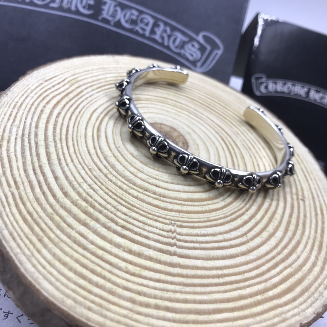 NO:104259,Chrome Hearts Crome retro classic crossbow bracelet for men and women., Crome hearts, chrome hearts, chrome hearts, bracelet19860909Chrome Hearts 克罗心复古经典十字花开口手镯,男女可戴.,克罗心手镯,chrome hearts,chrome hearts,bracelet,Jewelry