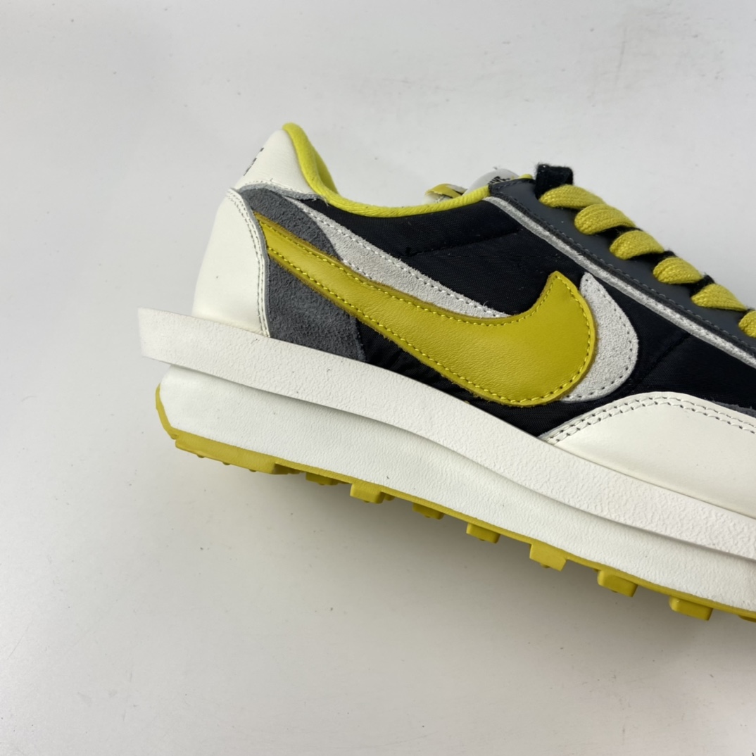 P320 Undercover x Sacai x Nike LDWaffle 2.0 三方联名 华夫双钩走秀款休闲鞋 DJ4877-001