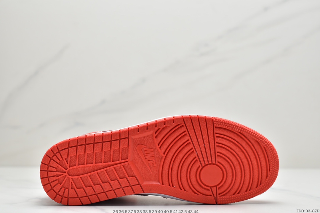 230 乔丹Air Jordan 1 Retro High OG  乔丹1代中帮系列  BQ6472-116