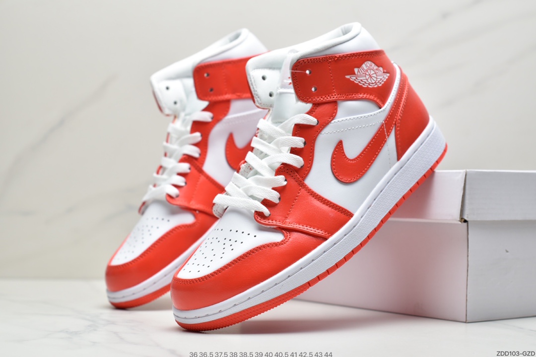 230 乔丹Air Jordan 1 Retro High OG  乔丹1代中帮系列  BQ6472-116