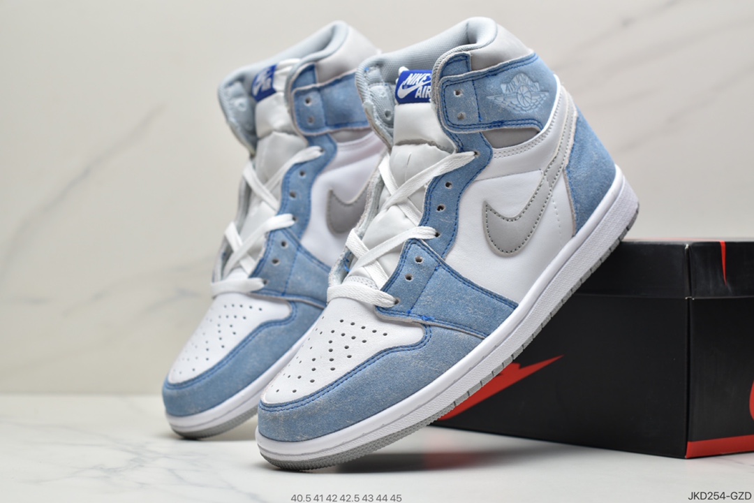 160 乔丹Air Jordan 1 Retro High OGUniversity BlueAJ1代经典复古经典高帮百搭文化篮球鞋555088-134