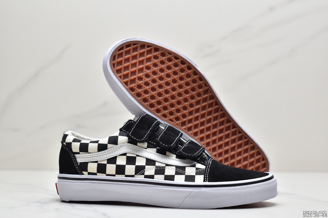 110 万斯Vans Old Skool 万斯魔术贴系列经典黑低帮板鞋 VN0A3D29OIU