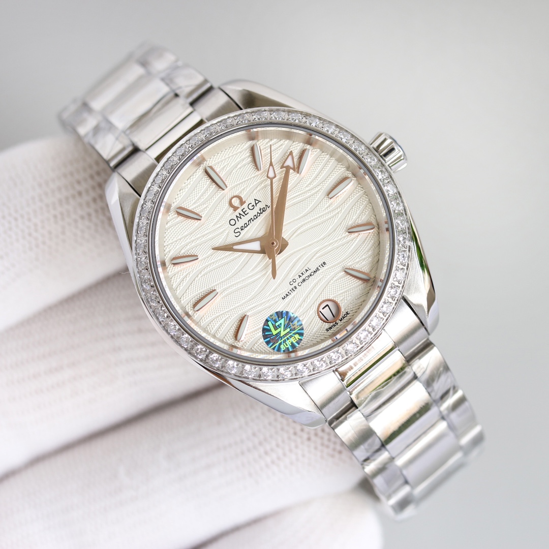 “Omega Seahorse 34mm Gold Watch Review: VS Robot Watch, Perfect Gift for Girls”