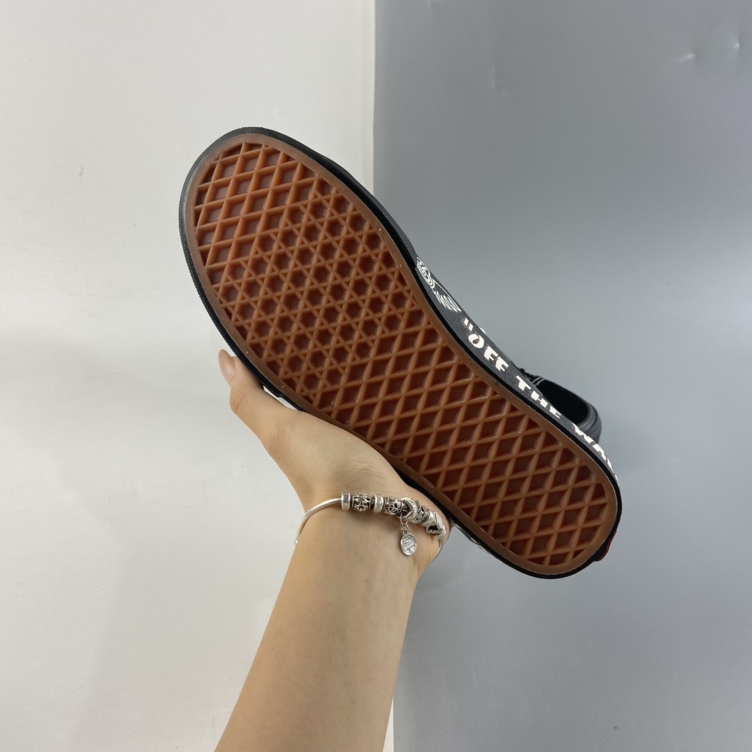P160 VANS X SE BILKES STYLE 36黑  联名鞋款 VN0A54F64YT