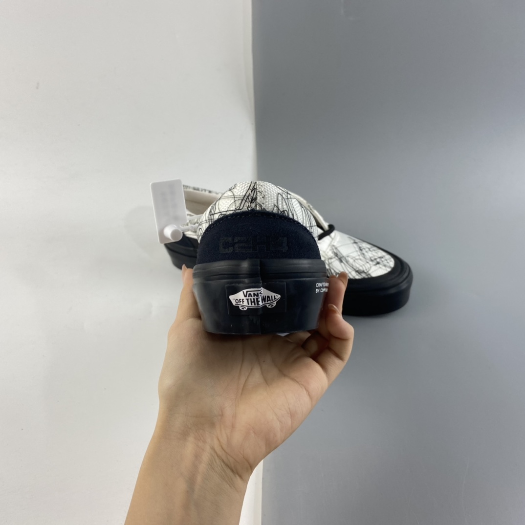P190 C2H4 x Vans  ”Virtual Reality Alpha” Era 科幻电影主题 VN0A5EFN2YC