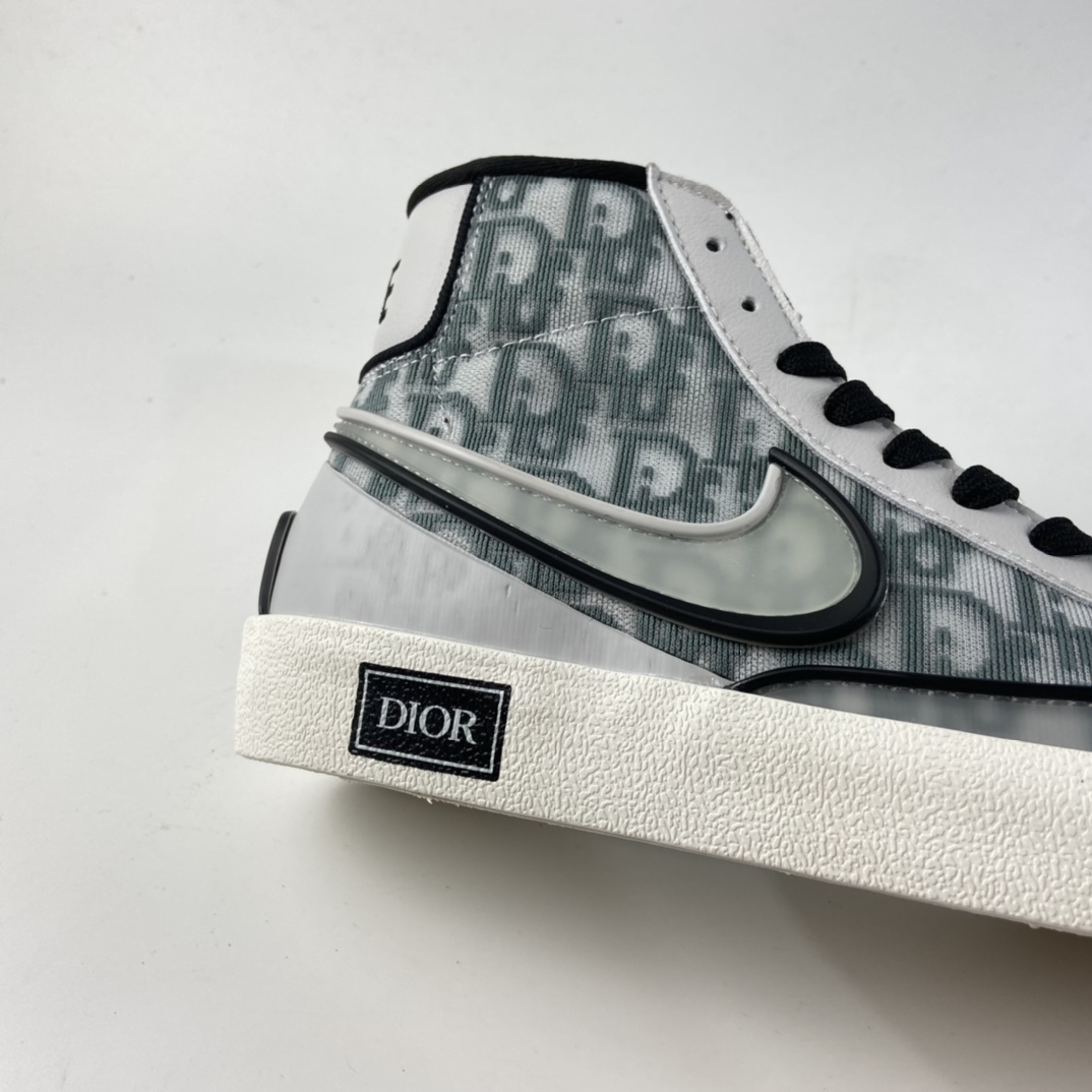 P220 Nike Blazer Mid 开拓者高帮休闲运动板鞋 CN8607-020