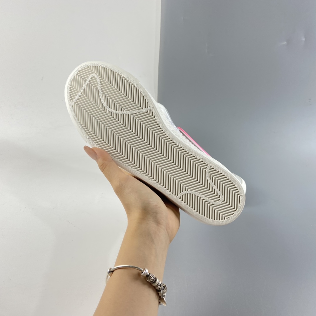 P220 Nike Blazer Mid 开拓者高帮休闲运动板鞋 DC1746-102