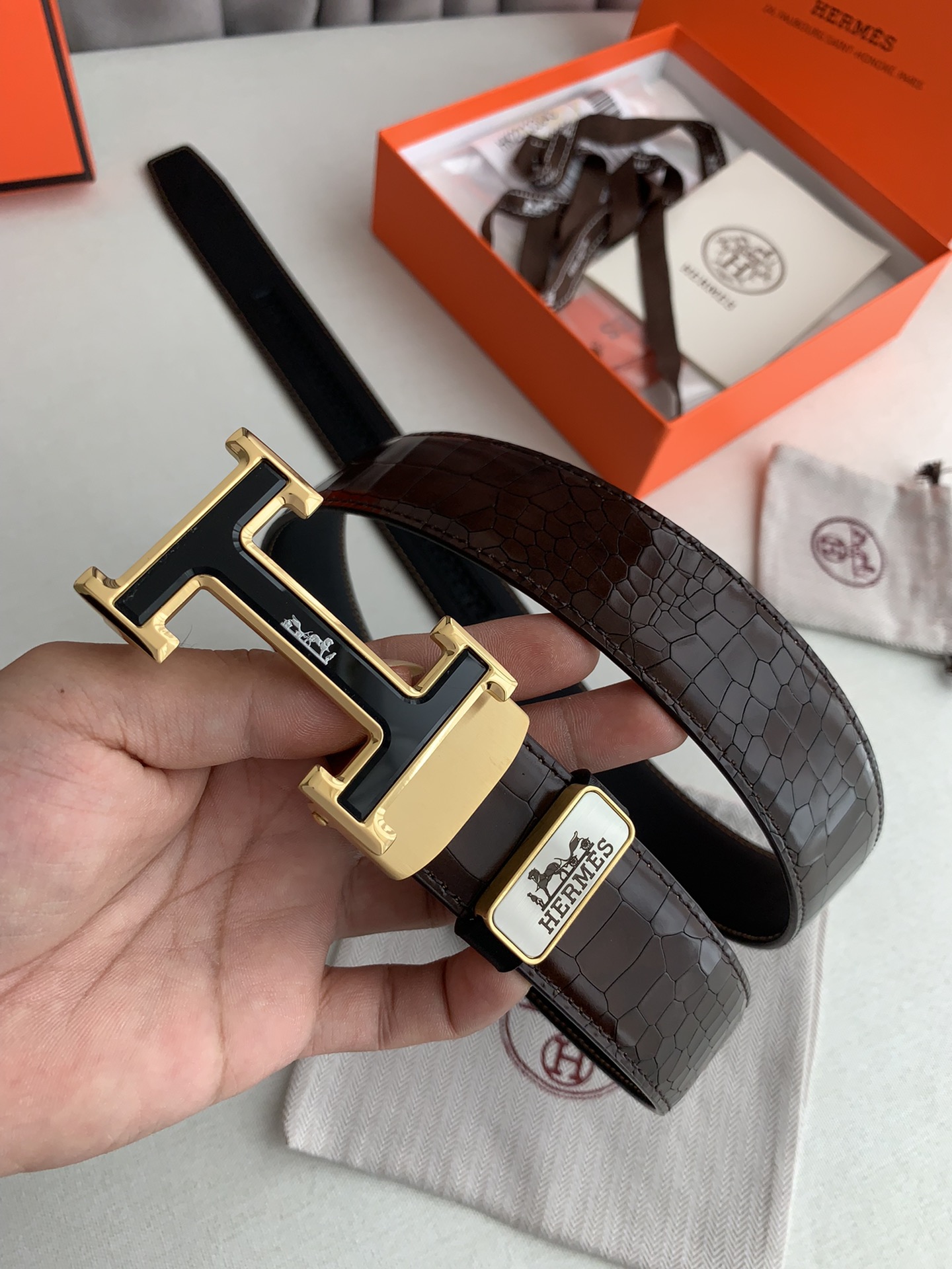 品名爱马仕.Her..mes️自动扣