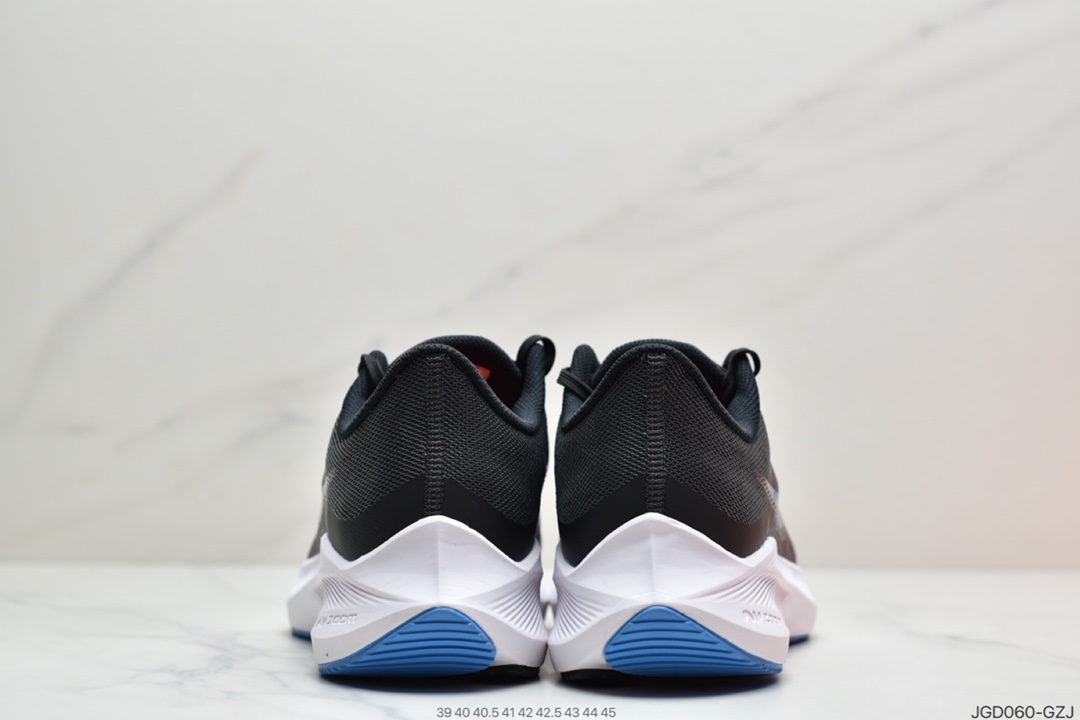 180 耐克Nike Air Zoom Winflo 8 该鞋款 CW3419-101