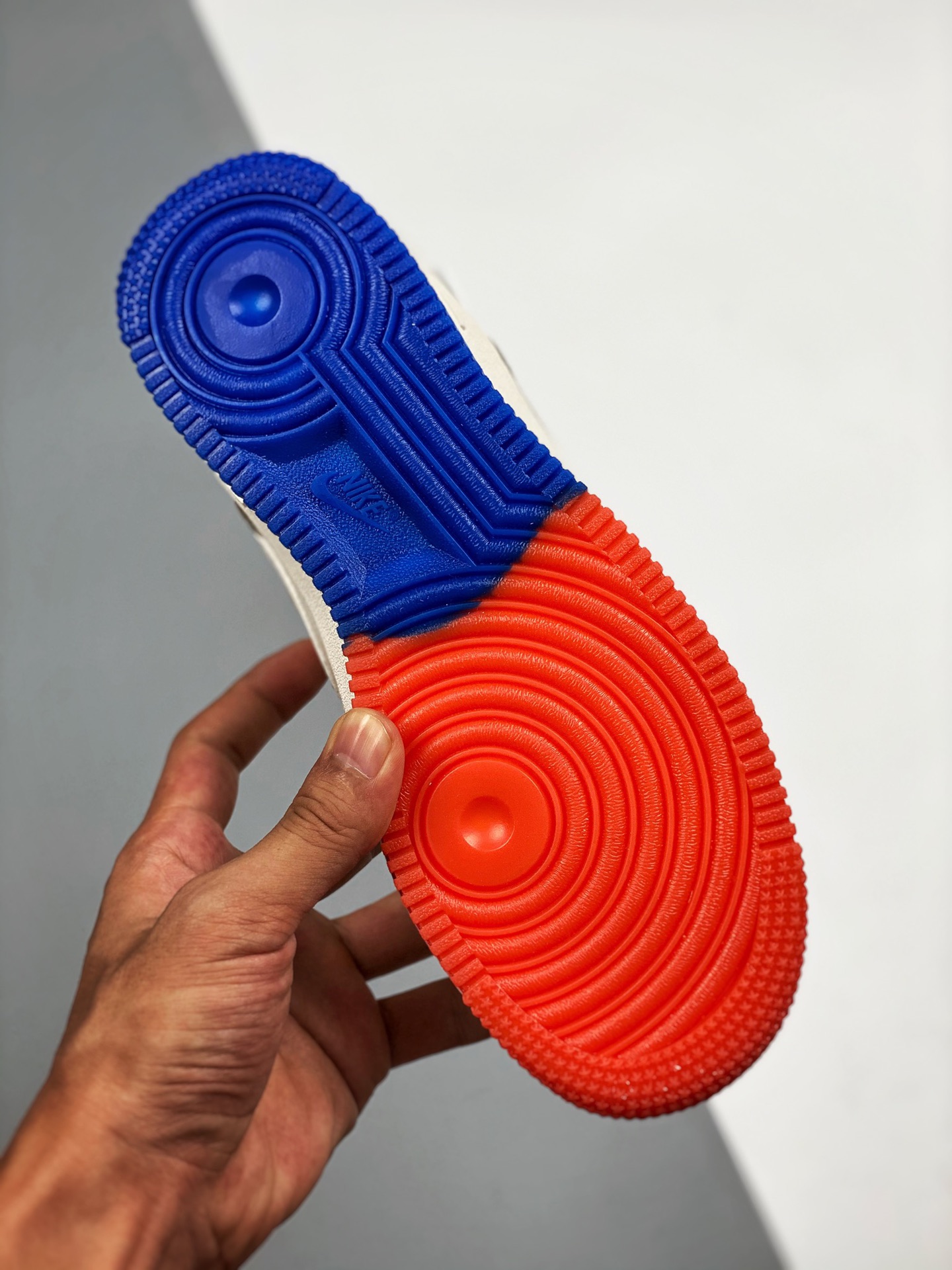 Miniatura 7