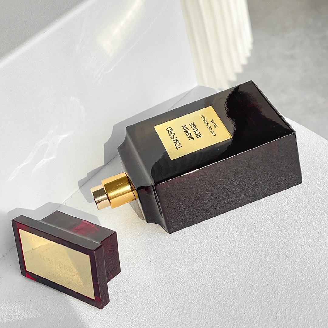 MiniCost Perfume 4