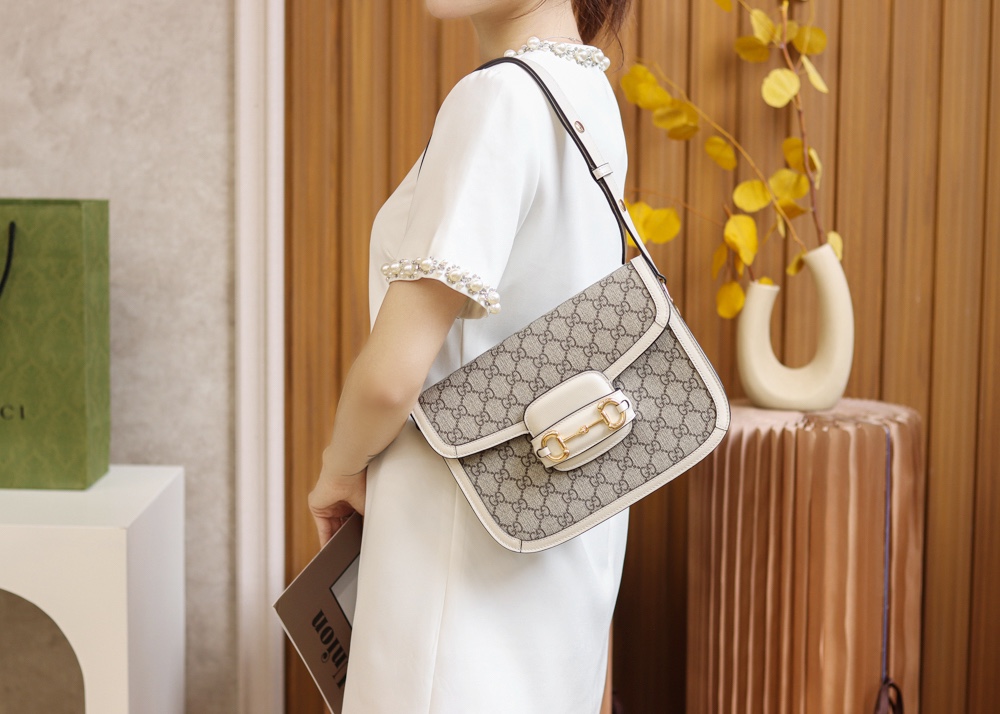 Gucci Horsebit 1955马鞍包 602204白色