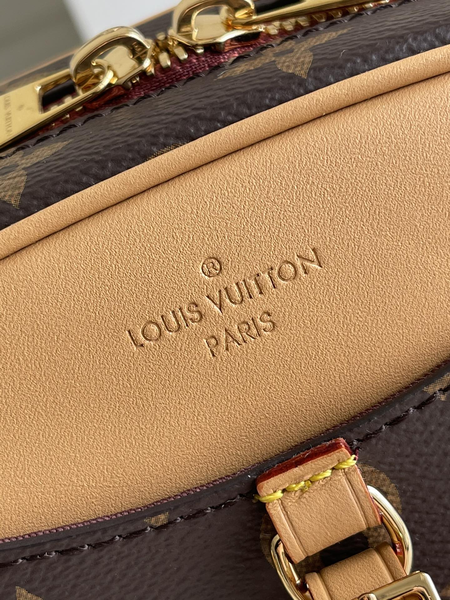 Louis Vuitton LV Deauville 迷你手袋 M45528老花
