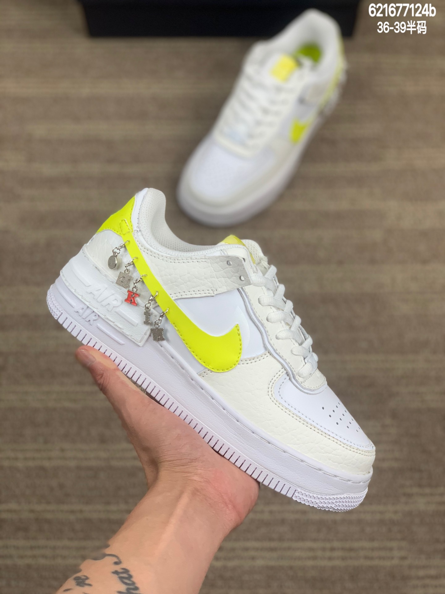 
Air Force 1 Shadow 米白黄
轻量增高低帮百搭板鞋