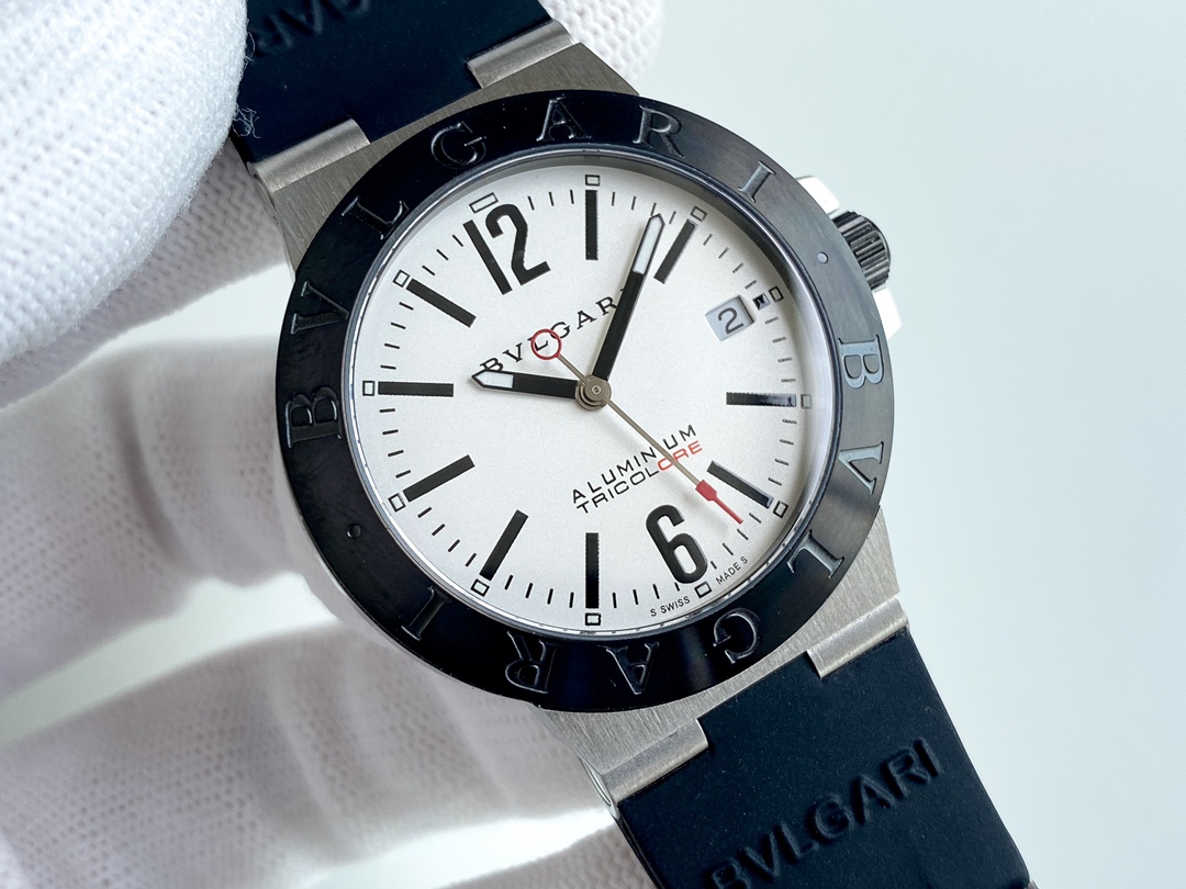 Bvlgari 宝格丽ALU M INIU M腕表系列