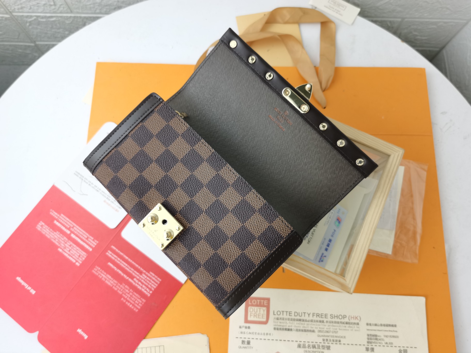 ルイ・ヴィトン M60535 ベニス財布 ダミエ・エベヌ