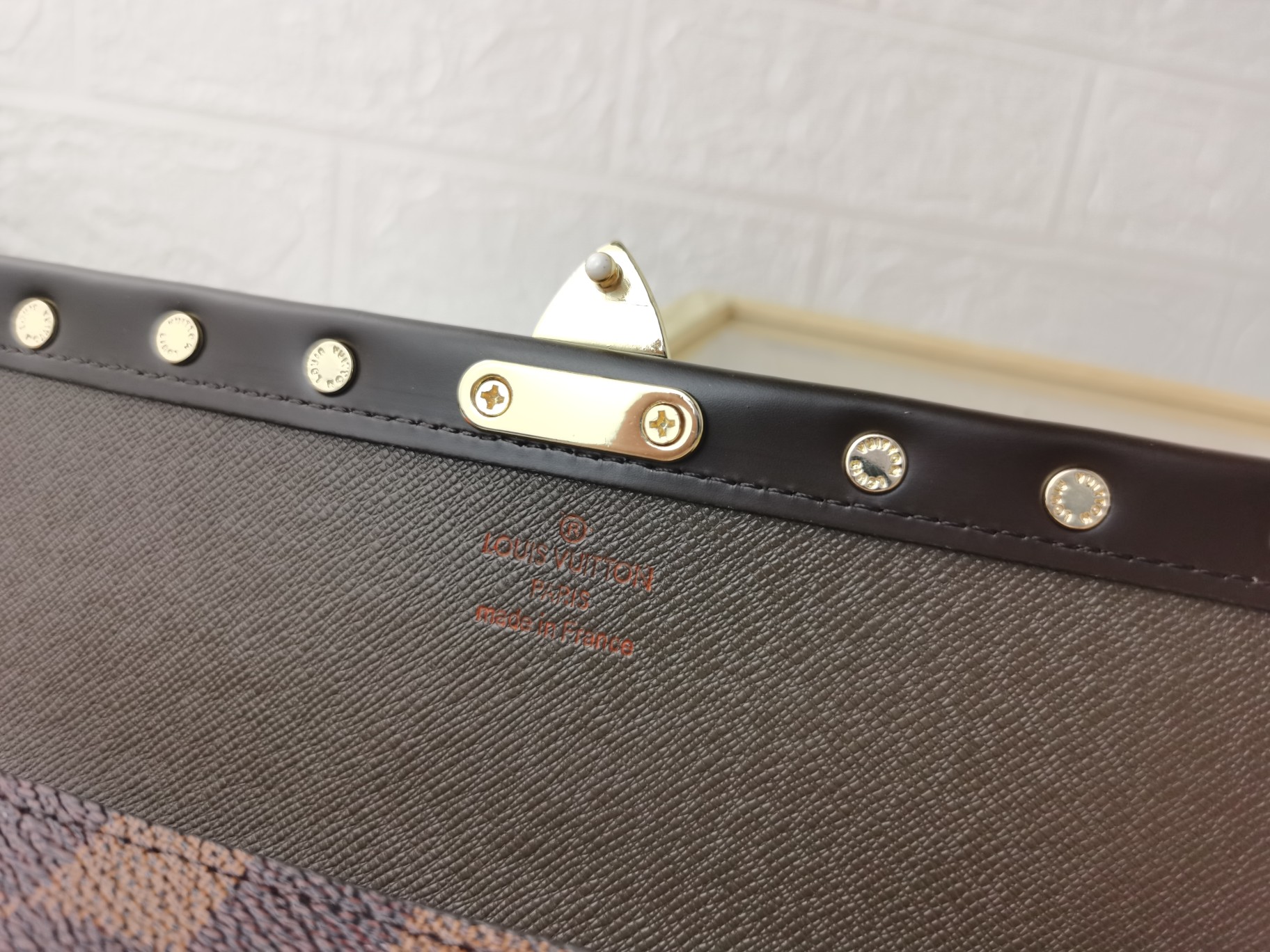 ルイ・ヴィトン M60535 ベニス財布 ダミエ・エベヌ