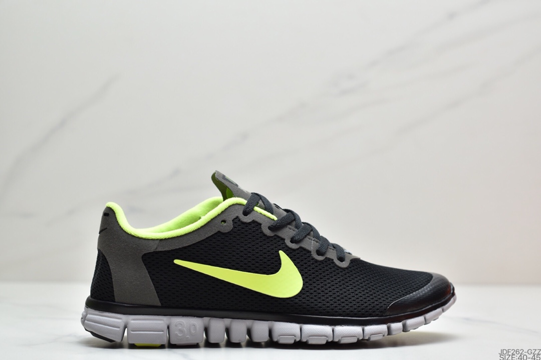 125 耐克Nike FREE 3.0超轻网面透气慢跑鞋耐克赤足3.0超轻网面透气慢跑鞋 354749-004