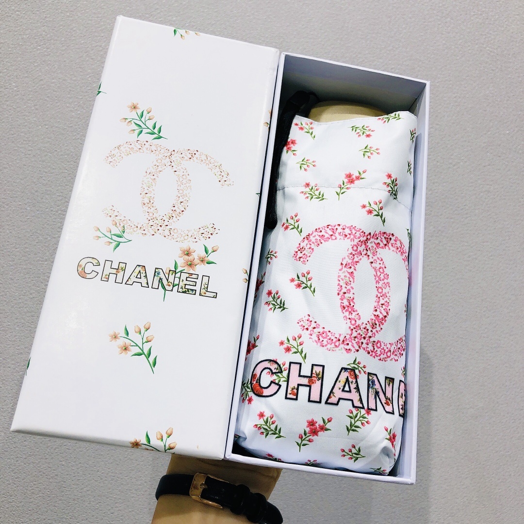 CHANEL香奈儿五折口袋伞浪漫节日