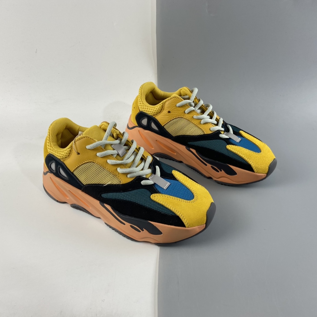 P400  AD Yeezy Boost 700 V2  椰子复古爆米花中底姥爷慢跑鞋 GZ6984